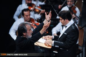 مجید انتظامی کنسرت آثار برگزیده‌اش را رهبری می‌کند